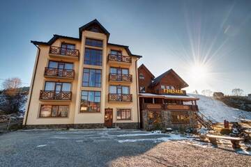 Фотографии Отель Hotel Gutsulia г. Буковель (Украина) №1 Фото Отель Hotel Gutsulia г. Буковель 1