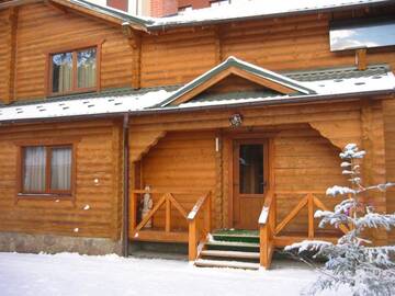 Фото номера Коттедж с 3 спальнями Курортные отели Mini Hotel Laplandiya г. Буковель 23