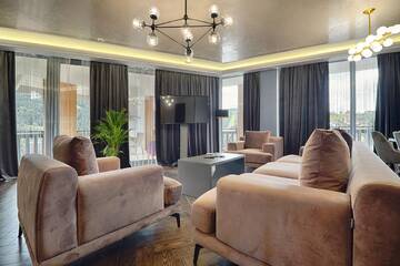 Фото номера Апартаменты с видом на горы Отель F&amp;B Spa Resort (ex. Fomich Hotel) г. Буковель 3