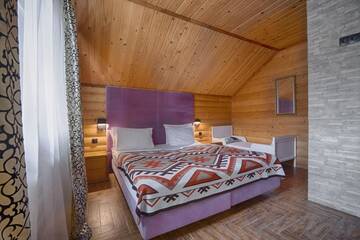 Фото номера Коттедж Отель F&amp;B Spa Resort (ex. Fomich Hotel) г. Буковель 2