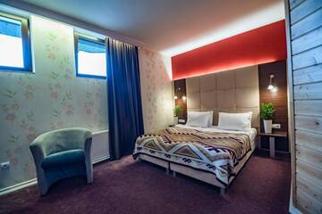 Фото номера Двухместный номер с 1 кроватью Отель F&amp;B Spa Resort (ex. Fomich Hotel) г. Буковель 6