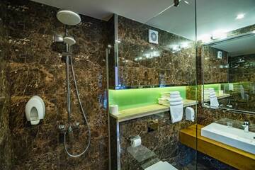 Фото номера Семейный номер Делюкс Отель F&amp;B Spa Resort (ex. Fomich Hotel) г. Буковель 6