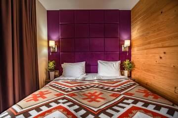 Фото номера Двухместный номер с 1 кроватью и террасой Отель F&amp;B Spa Resort (ex. Fomich Hotel) г. Буковель 4
