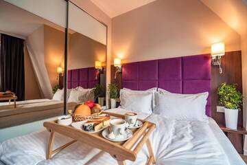 Фото номера Семейный номер с видом на горы Отель F&amp;B Spa Resort (ex. Fomich Hotel) г. Буковель 2