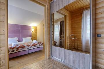 Фото номера Коттедж Отель F&amp;B Spa Resort (ex. Fomich Hotel) г. Буковель 17