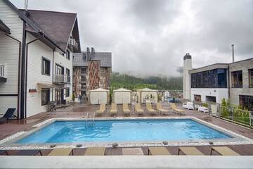 Фото номера Семейный коттедж Отель F&amp;B Spa Resort (ex. Fomich Hotel) г. Буковель 2