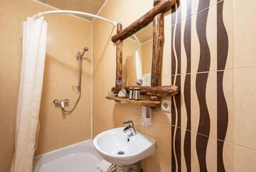 Фото номера Люкс с балконом Отель Stara Pravda Hotel - Vykrutasy г. Буковель 5