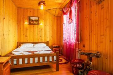 Фото номера Полулюкс Мини-отель Villa Milena г. Буковель 2