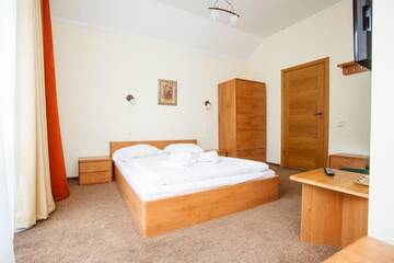 Фото номера Стандартный двухместный номер с 1 кроватью Отель Hotel Skilandhouse г. Буковель 3