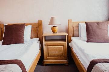 Фото номера Просторный двухместный номер с 2 отдельными кроватями Отель Hotel Bellavista &amp; Spa г. Буковель 7