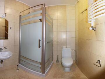 Фото номера Стандартный двухместный номер с 2 отдельными кроватями Отель Villa Loiza г. Буковель 6