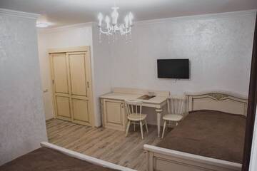 Фото номера Семейный люкс - Включен вход в спа-центр Отель Villa Leku SPA Resort г. Буковель 2