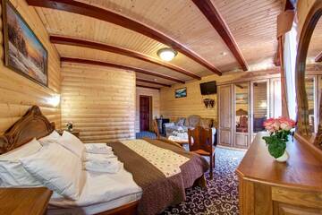 Фото номера Полулюкс с доступом в спа-центр Отель Villa Elena SPA &amp; Resort г. Буковель 4