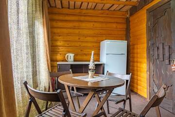 Фото номера Люкс с 2 спальнями Отель Eco Hotel Bungalo г. Буковель 10