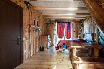 Фото номера Двухуровневый люкс Отель Stara Pravda Hotel - History г. Буковель 6