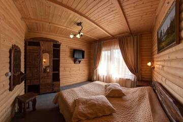 Фото номера Коттедж с 3 спальнями Курортные отели Hotel Podgorie Spa г. Буковель 9