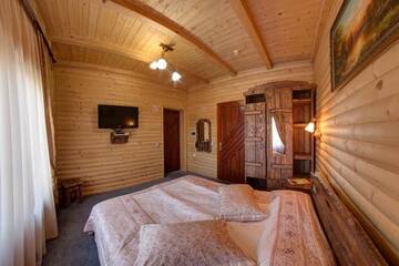Фото номера Коттедж с 3 спальнями Курортные отели Hotel Podgorie Spa г. Буковель 3