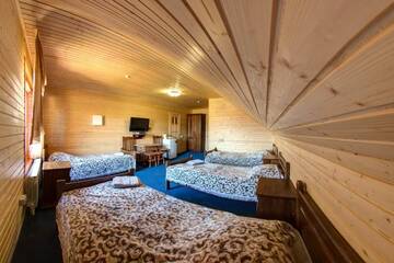 Фото номера Четырехместный номер Курортные отели Hotel Podgorie Spa г. Буковель 8