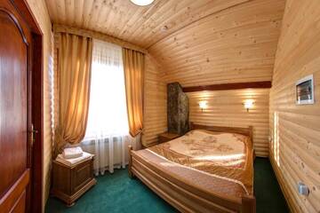 Фото номера Улучшенный люкс с 2 спальнями Курортные отели Hotel Podgorie Spa г. Буковель 6