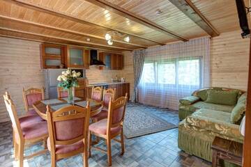 Фото номера Коттедж (для 8 взрослых) Курортные отели Hotel Podgorie Spa г. Буковель 3