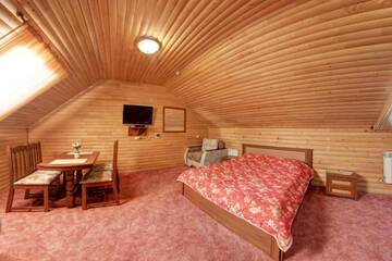 Фото номера Четырехместный номер &quot;Комфорт&quot; Курортные отели Hotel Podgorie Spa г. Буковель 7