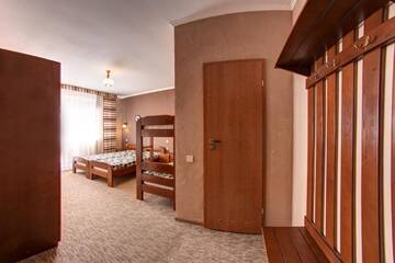 Фото номера Четырехместный номер Отель Hotel Gutsulia г. Буковель 6
