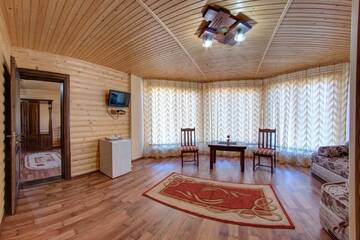 Фото номера Люкс с 1 спальней Отель Villa Vlad г. Буковель 4
