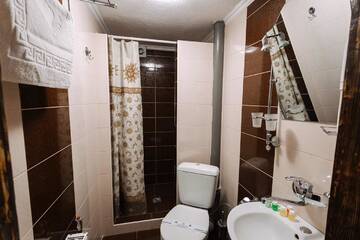 Фото номера Четырехместный номер Отель Отель Марилен г. Буковель 3