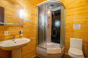 Фото номера Стандартный двухместный номер с 1 кроватью и балконом Отель Arnika Hotel г. Буковель 8