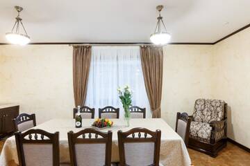 Фото номера Апартаменты - Двухуровневые Отель GasthauS г. Буковель 3