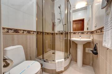 Фото номера Четырехместный номер Дуплекс Отель Hotel Complex Korona г. Буковель 2
