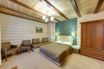 Фото номера Улучшенный трехместный номер Отель Hotel Complex Korona г. Буковель 5