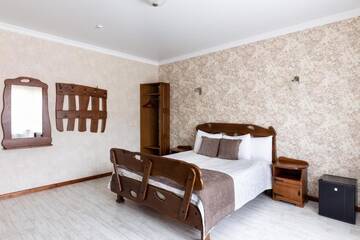 Фото номера Улучшенный двухместный номер с 1 кроватью и балконом Отель Carparosa Hotel г. Буковель 2