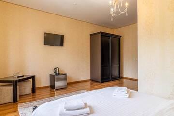 Фото номера Двухместный номер с 1 кроватью и балконом Отель Hotel Pid Strihoju г. Буковель 8