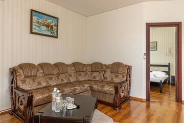 Фото номера Люкс с 2 спальнями Отель Hotel Pid Strihoju г. Буковель 11