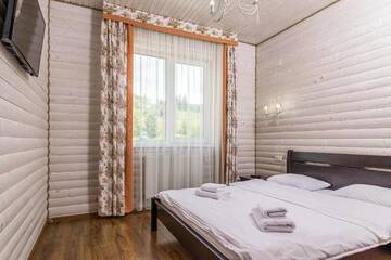 Фото номера Люкс с 2 спальнями Отель Hotel Pid Strihoju г. Буковель 8