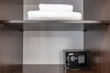 Фото номера Люкс с 2 спальнями Отель Hotel Pid Strihoju г. Буковель 14