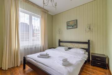 Фото номера Люкс с 2 спальнями Отель Hotel Pid Strihoju г. Буковель 9