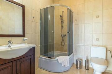 Фото номера Люкс с 2 спальнями Отель Hotel Pid Strihoju г. Буковель 20