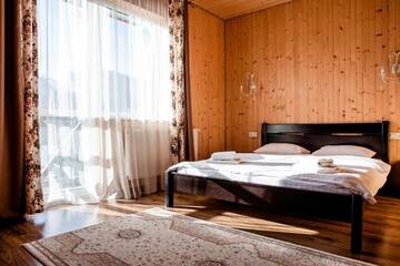 Фото номера Двухместный номер с 1 кроватью и балконом Отель Hotel Pid Strihoju г. Буковель 20