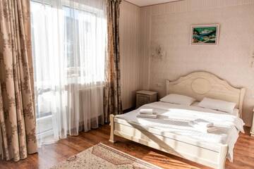 Фото номера Двухместный номер с 1 кроватью и балконом Отель Hotel Pid Strihoju г. Буковель 19