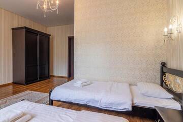 Фото номера Стандартный двухместный номер с 2 отдельными кроватями Отель Hotel Pid Strihoju г. Буковель 4