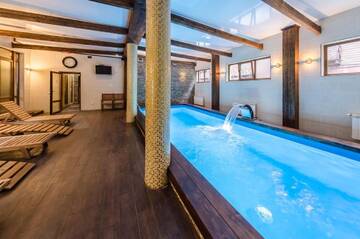 Фото Курортные отели ZimaSnow Ski &amp; Spa Club г. Буковель 3