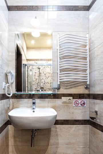 Фото номера Двухместный номер с 1 кроватью и балконом Отель Chalet du Mont г. Буковель 4