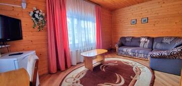 Фото номера Семейный люкс Мини-отель Zakhid Cottage Complex г. Буковель 3