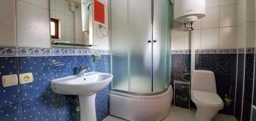 Фото номера Семейный люкс Мини-отель Zakhid Cottage Complex г. Буковель 7