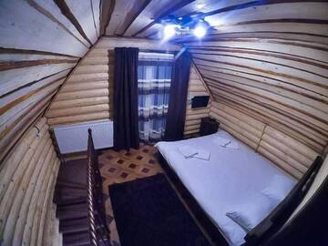 Фото номера Семейный люкс с балконом Лоджи Cottage Hata Zustrich г. Буковель 32