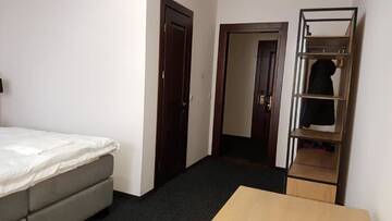 Фото номера Двухместный номер с 1 кроватью Отель Grofa Room г. Буковель 12