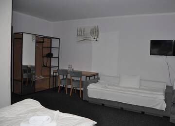 Фото номера Улучшенный трехместный номер Отель Grofa Room г. Буковель 3