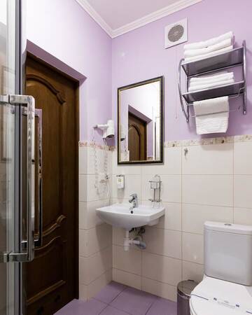 Фото номера Стандартный трехместный номер Отель Kasimir Resort Hotel г. Буковель 5